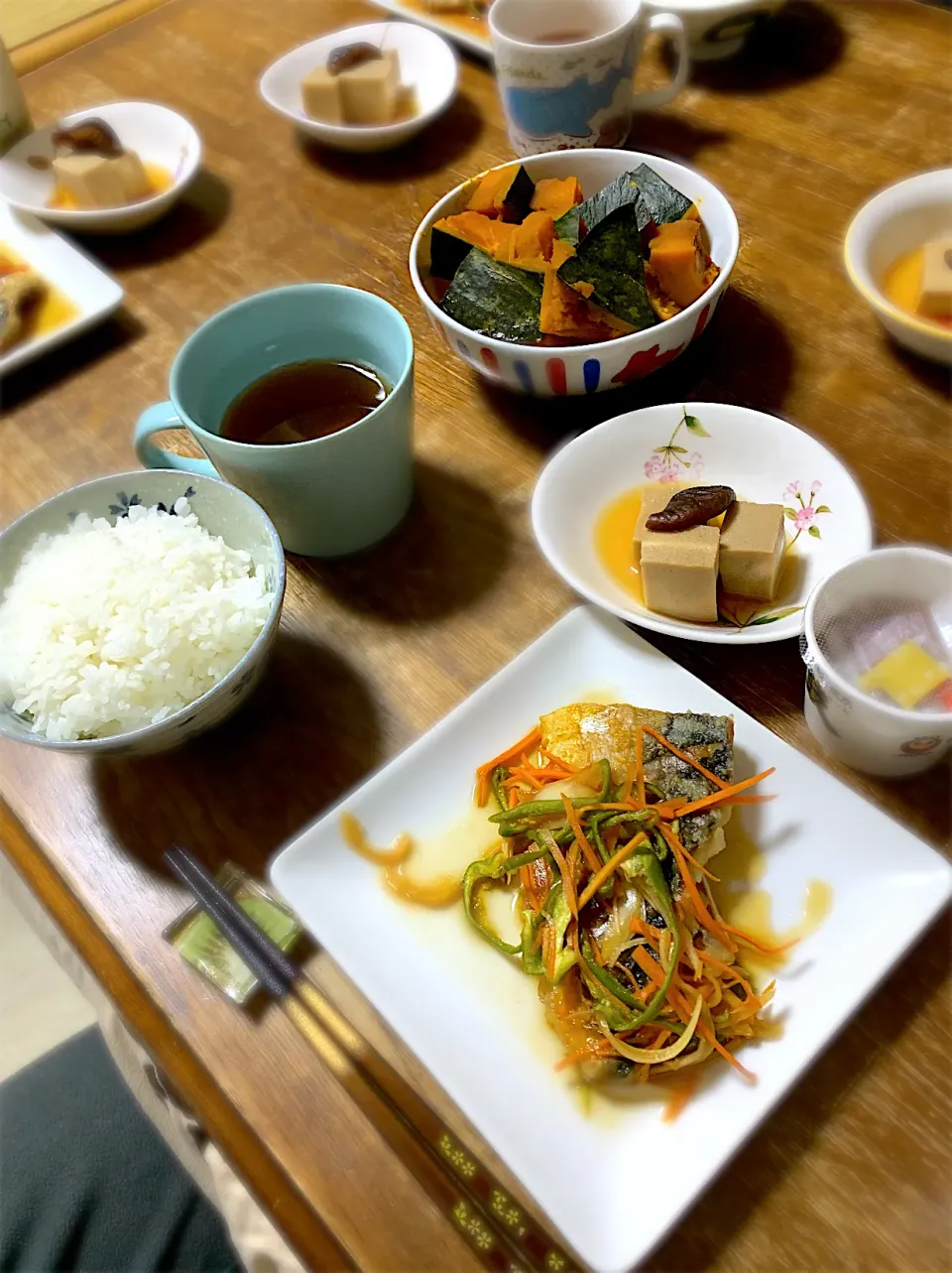 鯖の南蛮漬け・高野豆腐のほっこり煮・南瓜煮・納豆・ご飯|ちびろ菌さん