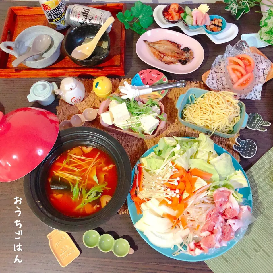 Snapdishの料理写真:おうちごはん / 豚キムらーめん|ぷらっとさん