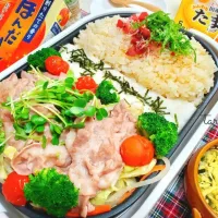 やってみよう！ホットプレートで
✨🎌「勝ち飯」スタジアム🎌✨第4弾🎵
和食対決📣野菜たっぷり蒸し豚しゃぶ🐷vs梅しらす混ぜご飯🔴🐟