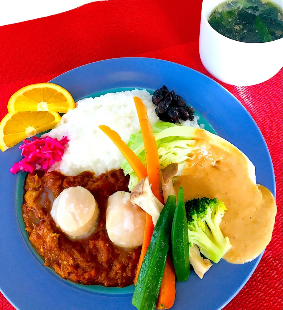 172日目の朝カレー😋お粥に帆立カレー🍛蒸し野菜👍❤️芝麻醬ソースで美味い😋|HAMI69さん