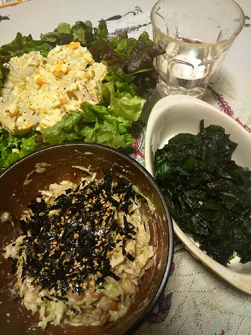 今日の晩御飯
※キャベツ豆腐納豆
※れんこん玉子マヨネーズ和え
※わかめニンニク炒め
※焼酎ハイボール|れあMIXさん