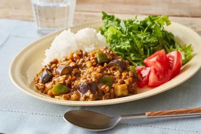 レンジで！大豆のお肉のなすキーマカレー|マルコメ キッチンさん