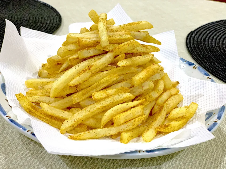 Snapdishの料理写真:夫の2番目に好きなポテトを揚げた🍟|Seikoさん