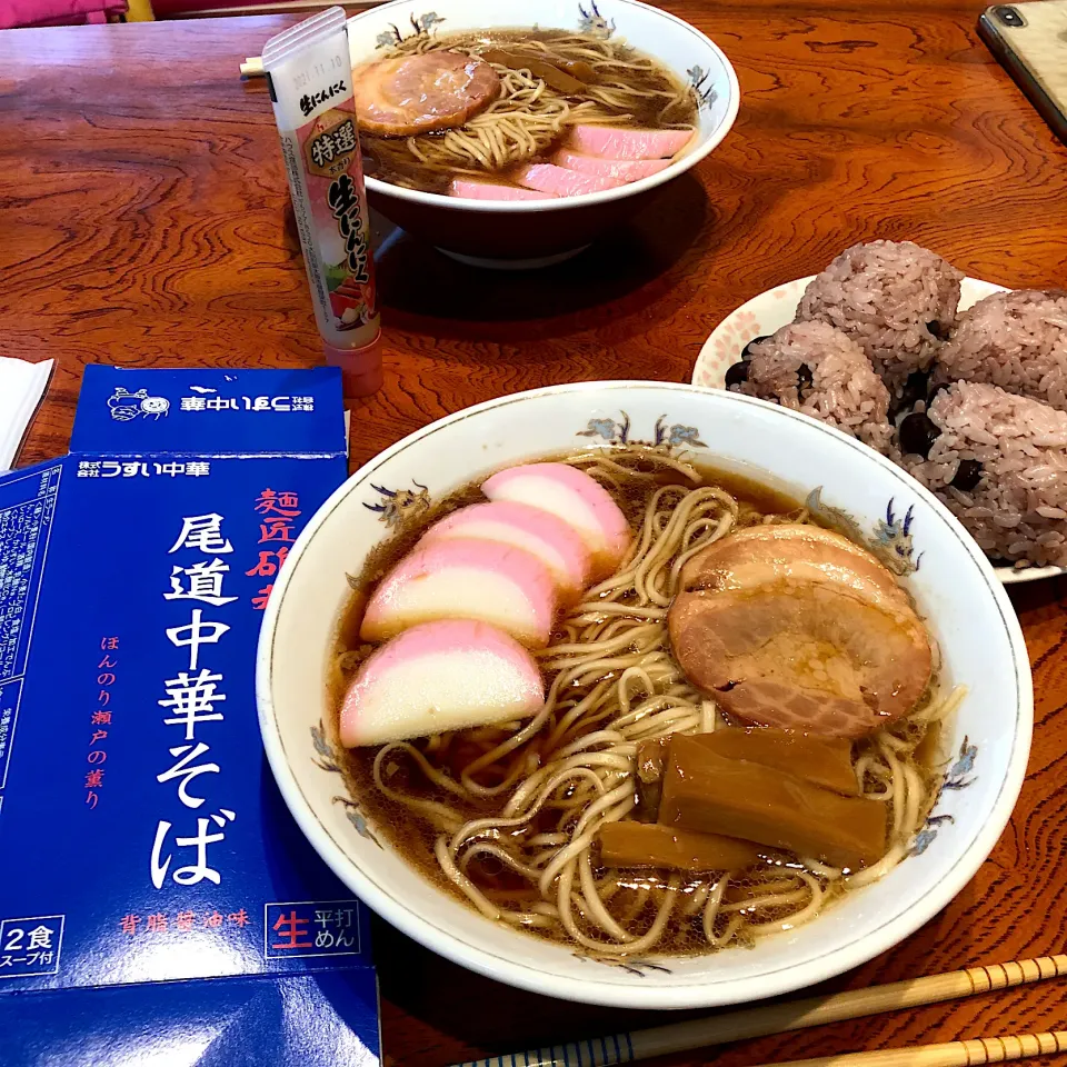 Snapdishの料理写真:出張土産のラーメン😋|すかラインさん