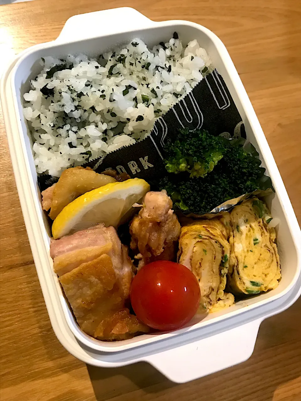 Snapdishの料理写真:低フォドマップ弁🍱塩レモン鷄|ちっくんさん