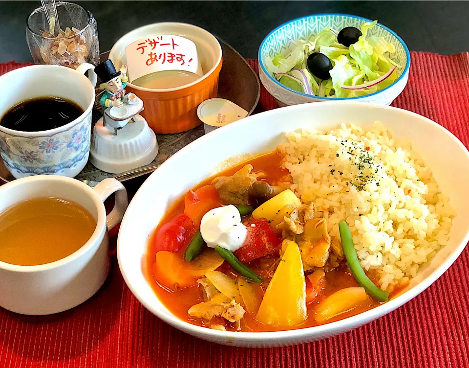 Snapdishの料理写真:鶏と野菜のトマト煮　Cook House Tsubaki|Toshimasa Chibaさん