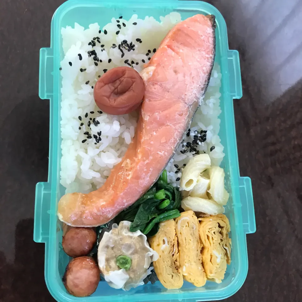 焼鮭弁当🍱|純さん