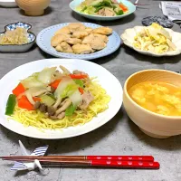 あんかけ焼きそば、卵スープ、鶏胸肉のオイマヨ炒め、白菜の和風マヨ、もやしのナムル|かにみそさん