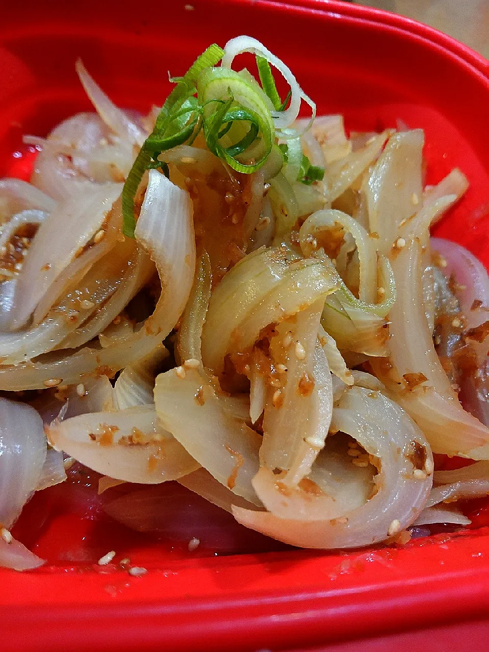 レンチンでおかかポン酢玉ねぎ😋|みぽりん♪さん