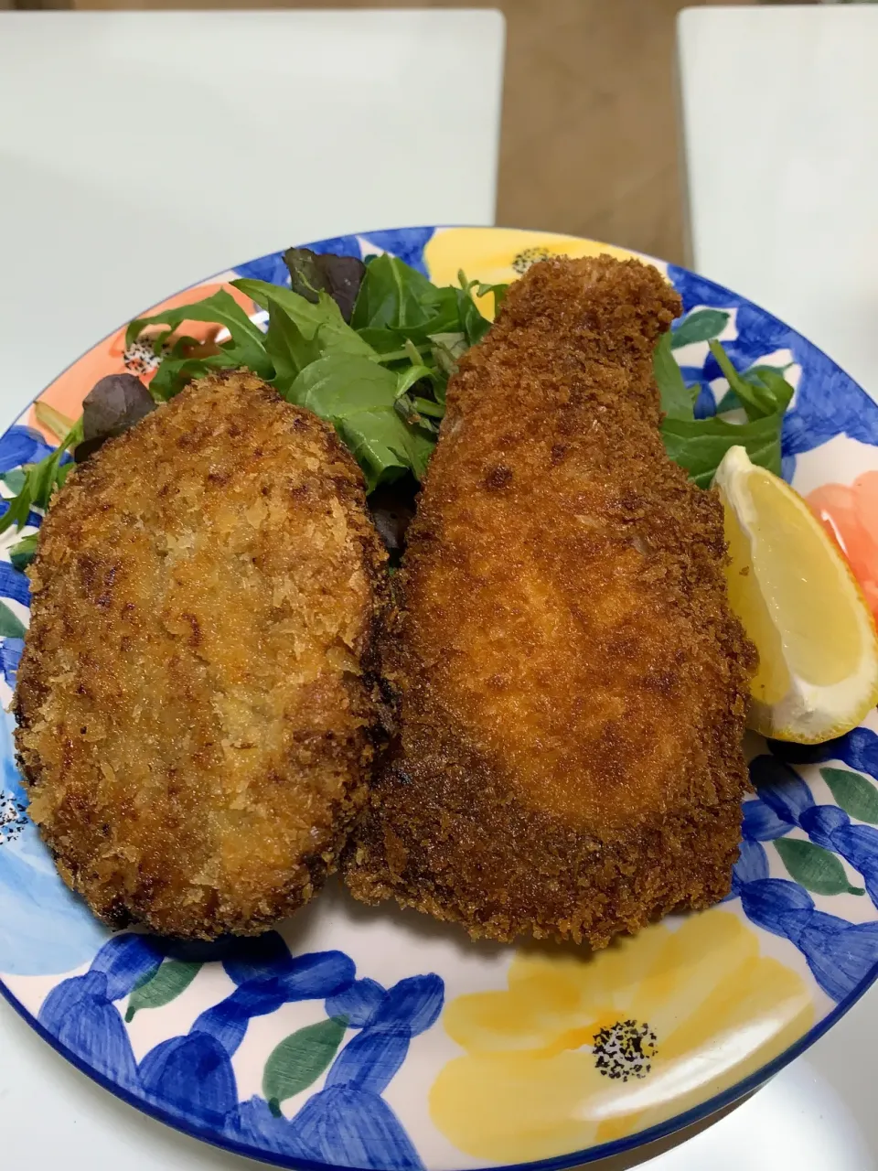 肉じゃがコロッケと鰤カツ|心に七つの傷の男さん