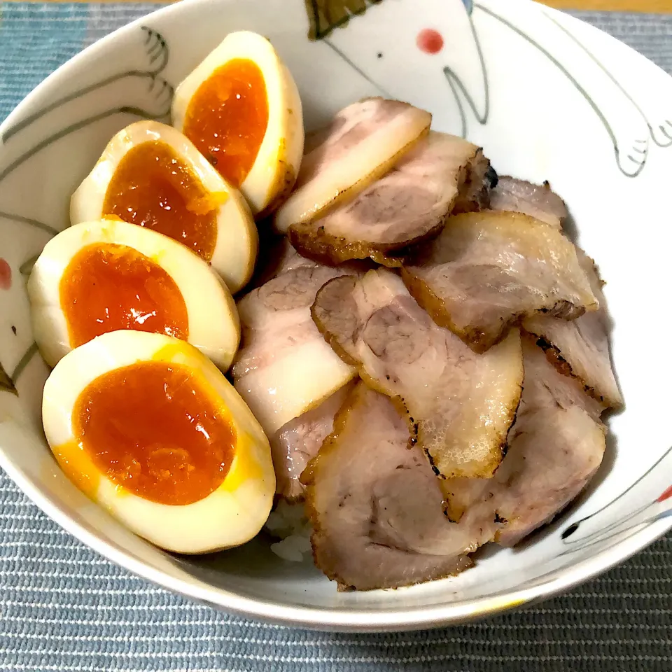 チャーシュー丼|たなちゅーさん