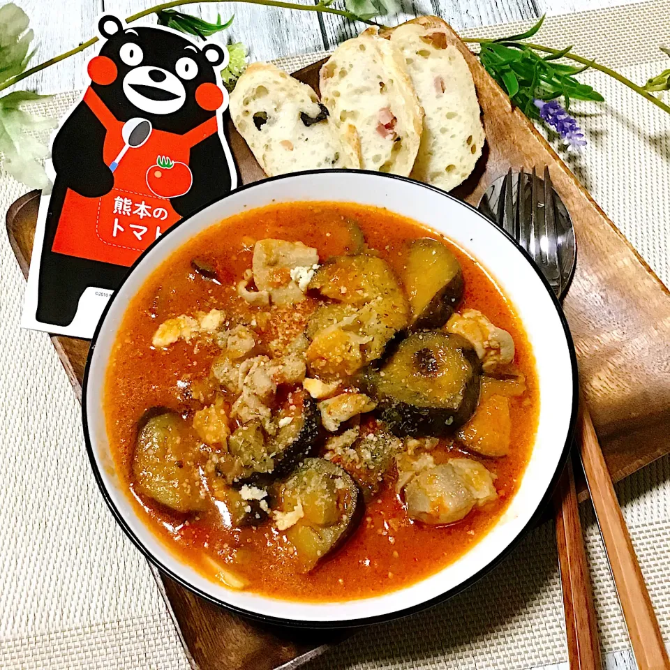 Snapdishの料理写真:チキンと茄子のフレッシュトマト煮込み🍅|夢ーテルさん