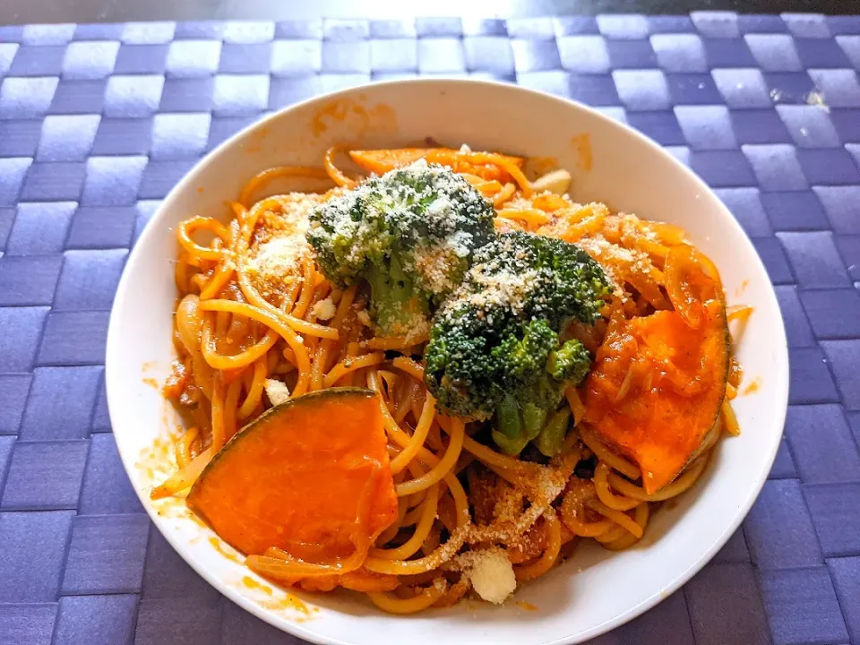 今日の夜勤明けは緑黄色野菜パスタ|Tarou  Masayukiさん