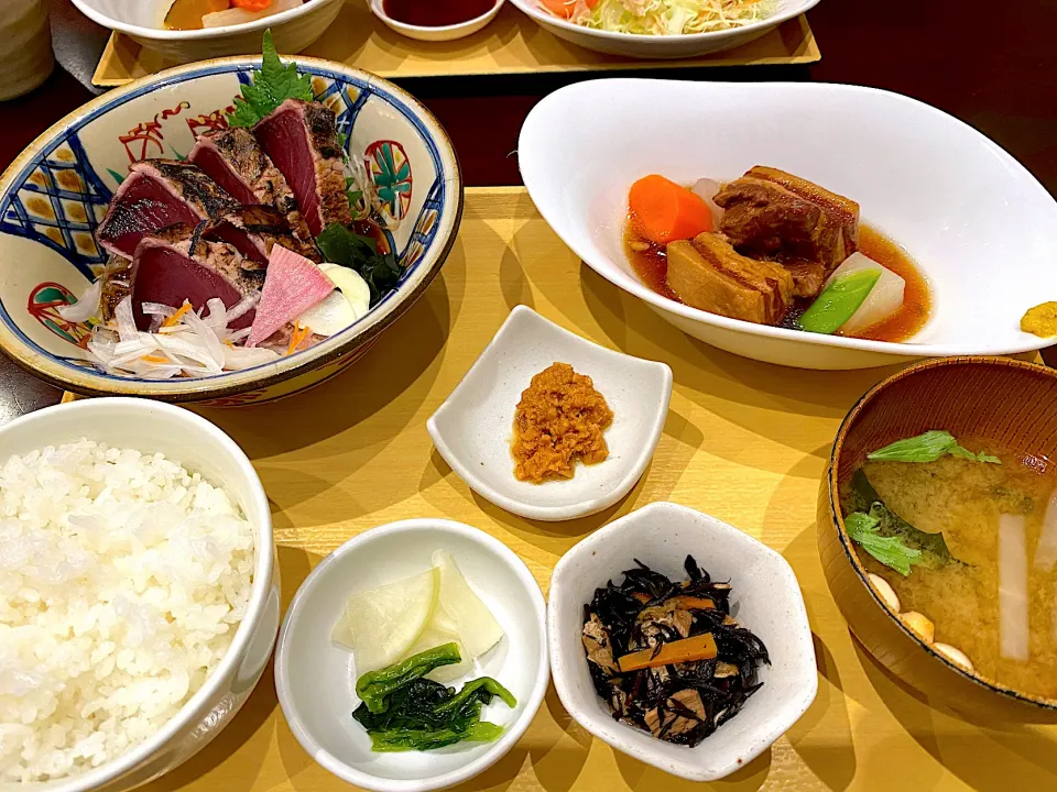 かつおたたきと四万十ポーク角煮定食🐟🐽|buhizouさん