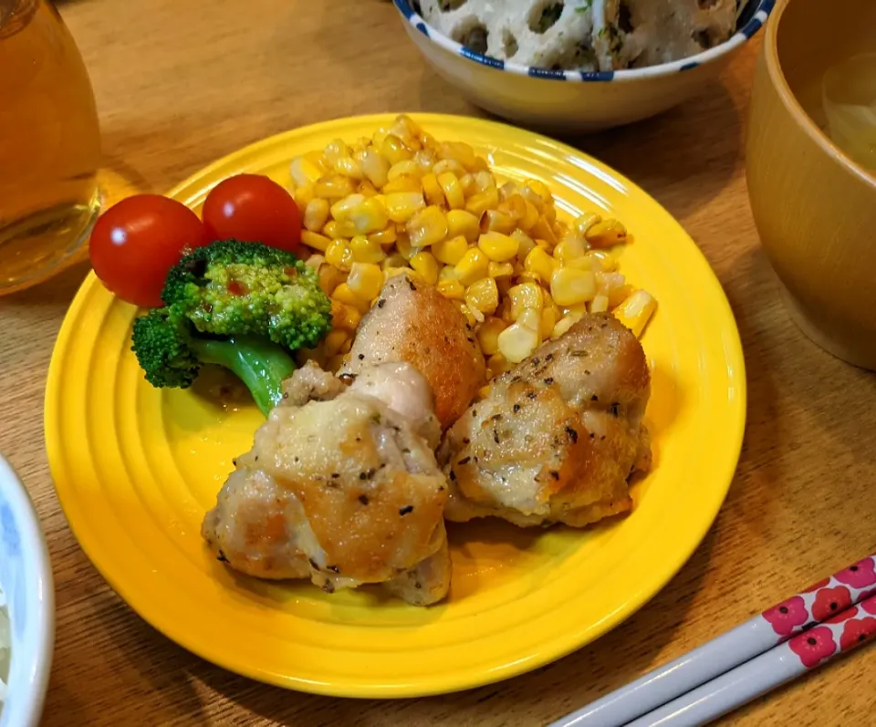 チキンの香草焼き🦃|しほさん