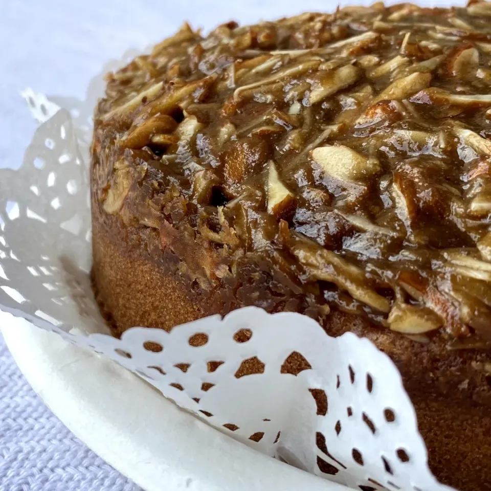 Toscakaka Swedish almond cake|Shravani Dangさん