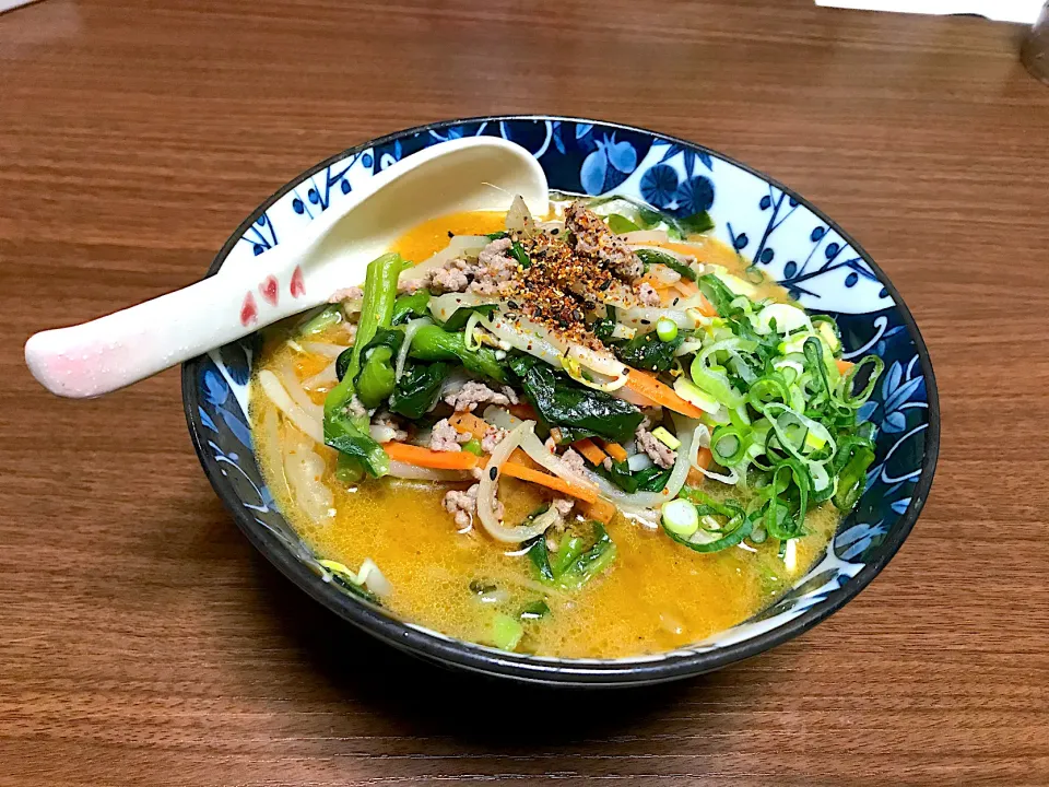 野菜タップリ味噌ラーメン♪|つばりん亭さん