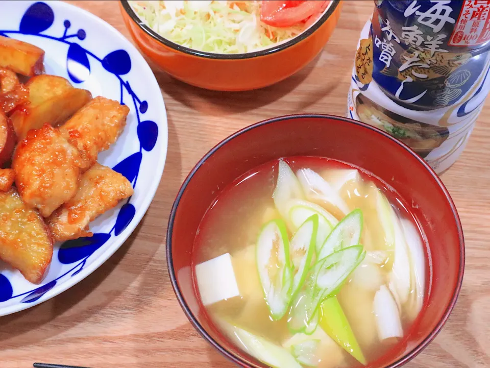 海鮮だし味噌de豆腐とねぎのお味噌汁|まゆさん