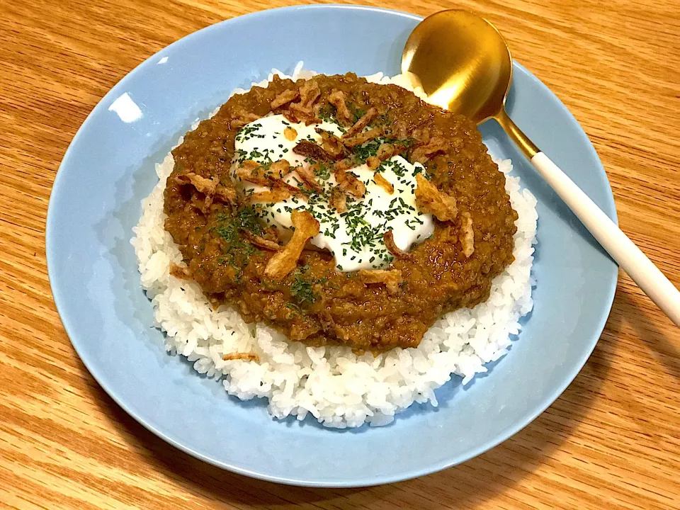 野菜たっぷりドライカレー🍛🥄|てんのすけさん