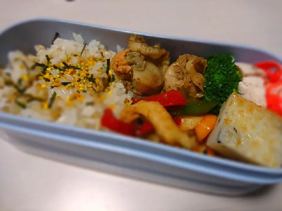 鶏皮炒め弁当|えびぱんさん