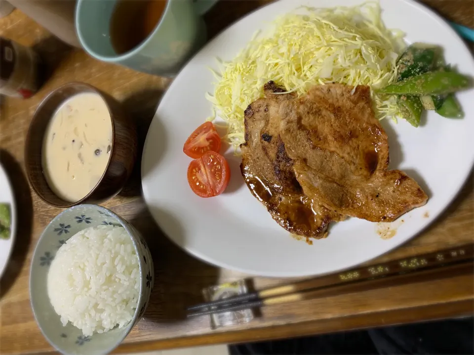 豚の味噌漬け・千切りキャベツ・ミルクスープ・ご飯|ちびろ菌さん