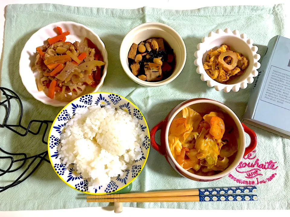 ✳︎海老とキャベツのオーロラ炒め✳︎ひじき豆の煮物✳︎おかずきんぴら✳︎竹輪と卵のソテー|syamさん