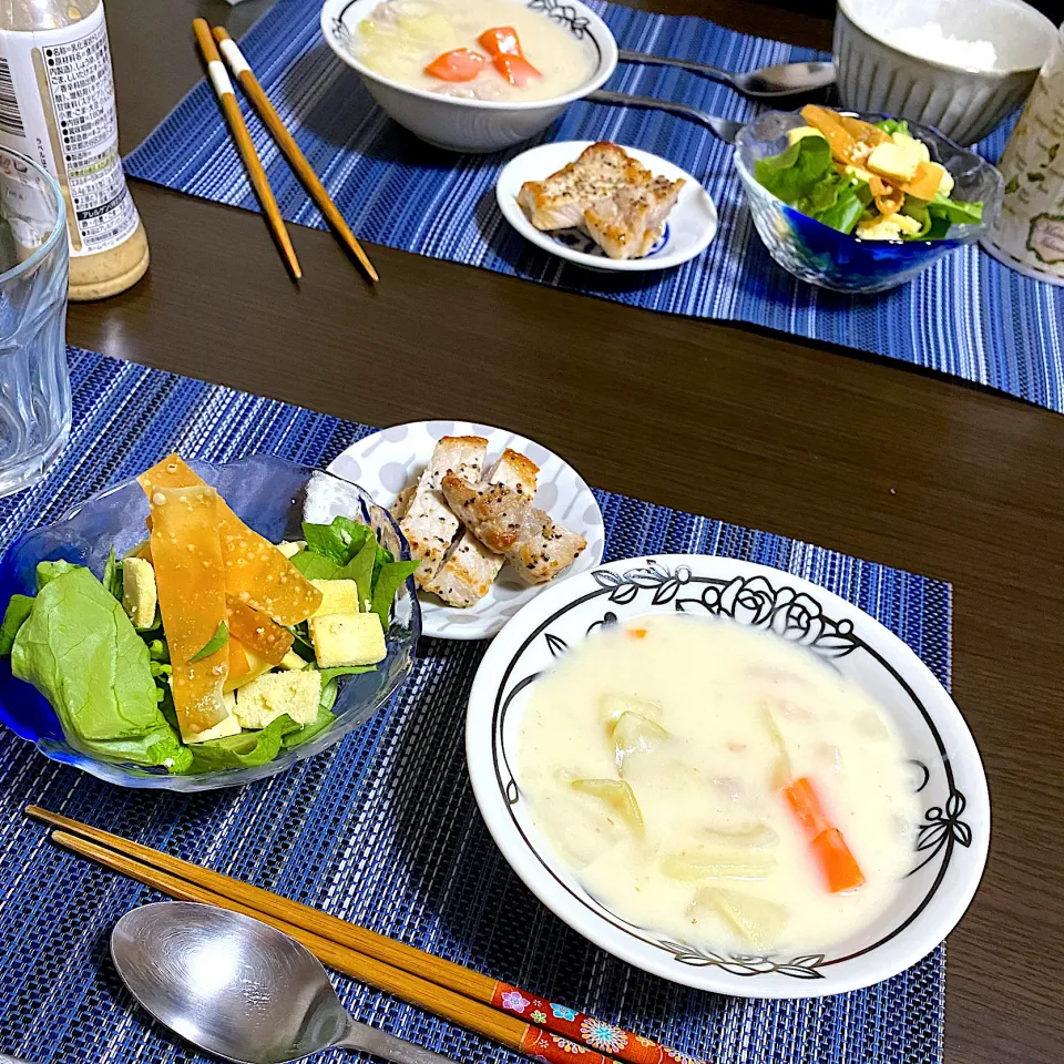 クリームシチュー　高野豆腐のサラダ|ちぐあささん