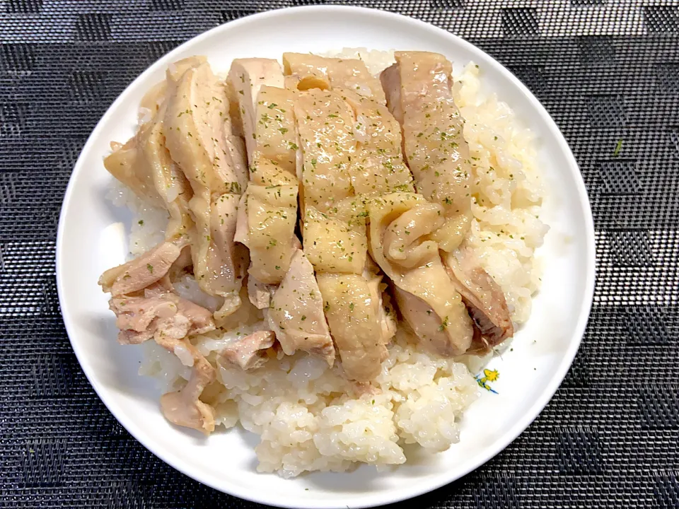 白だしでチキン炊き込みご飯|ママちんさん