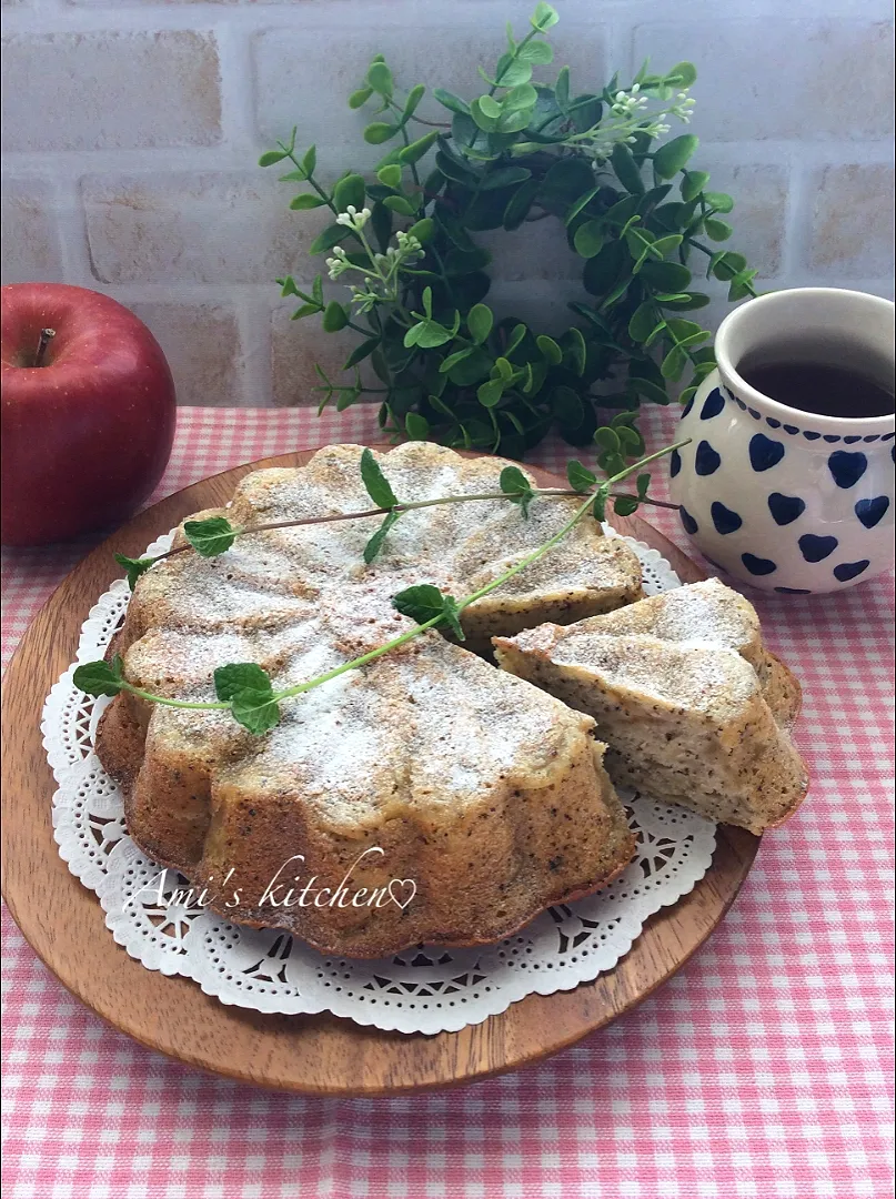 とんちんさんのりんごと紅茶のケーキ😆🍎☕|あみさん