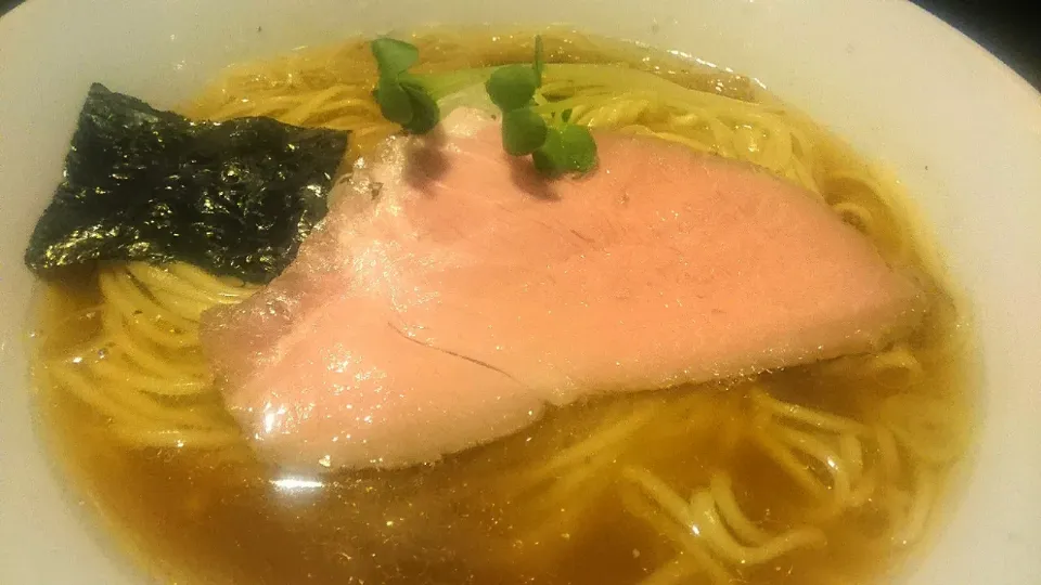 【特別朝営業7:30～10:00】
麺処 夏海
朝らぁめん具あり
（数種の煮干と貝と鶏豚スープ、
生醤油と塩、白醤油ブレンド
かえし700円）
＋白めし（100円）
＠赤羽2分
21022|大脇さん