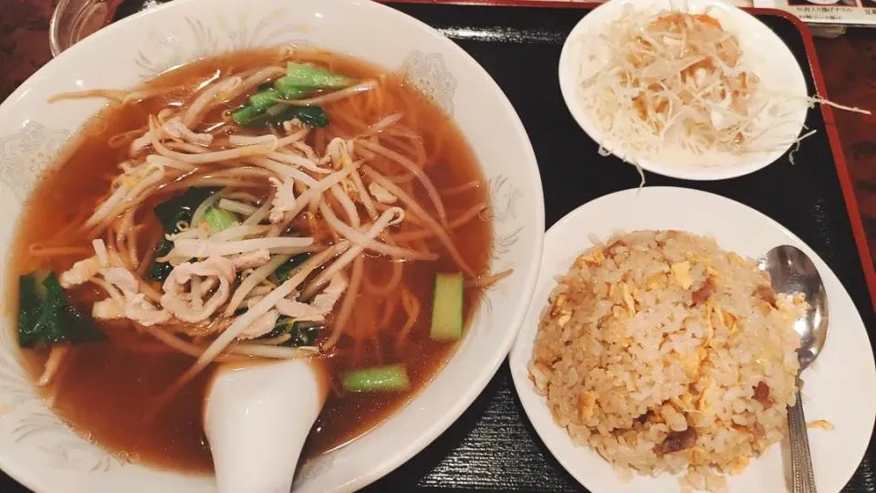 もやしラーメン半ちゃん|ますおさん