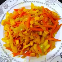 Snapdishの料理写真:Turmeric stir fry cabbage|HilaryLohさん