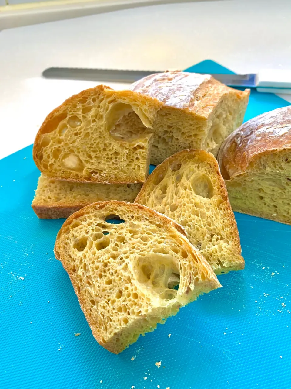 cumin-turmeric-coriander-cardamom & crispy onion sourdough bread|gonbenさん