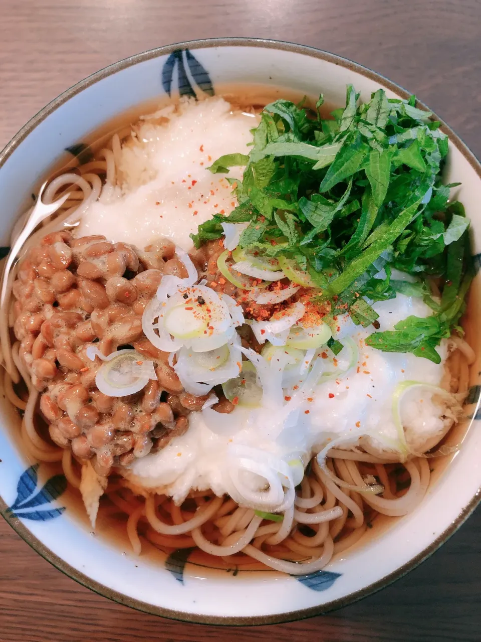 Soba with troro and natto on top|taka-chanさん