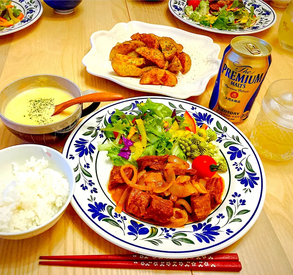 今日の夕食　タレ漬けハラミの焼き肉　フライドポテト　にんじんのポタージュ|ふわ猫はなちゃんさん