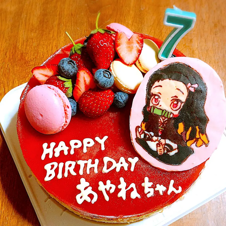 ちびちゃんのお誕生日ケーキ🎂|あやちゃんママさん