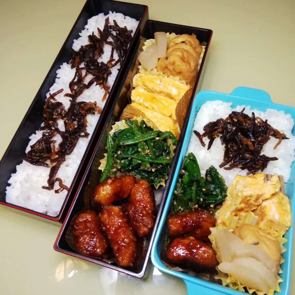 Snapdishの料理写真:2/1夫婦弁当|けろよんさん