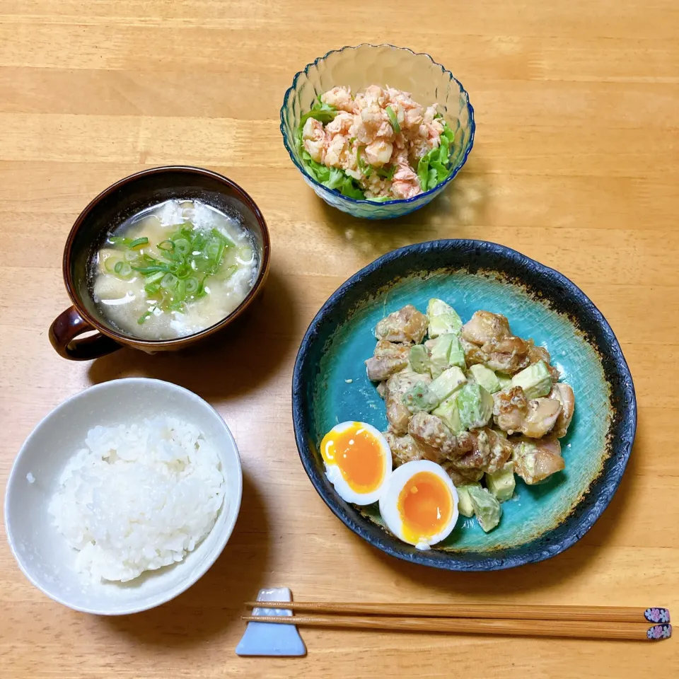 Snapdishの料理写真:鶏肉とアボカドのハニーマスタード🥑|ちゃみこさん