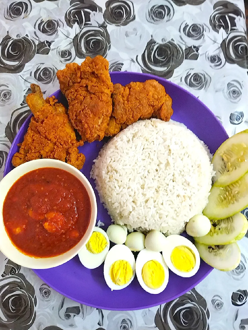 Nasi lemak big portion|lailatul73さん