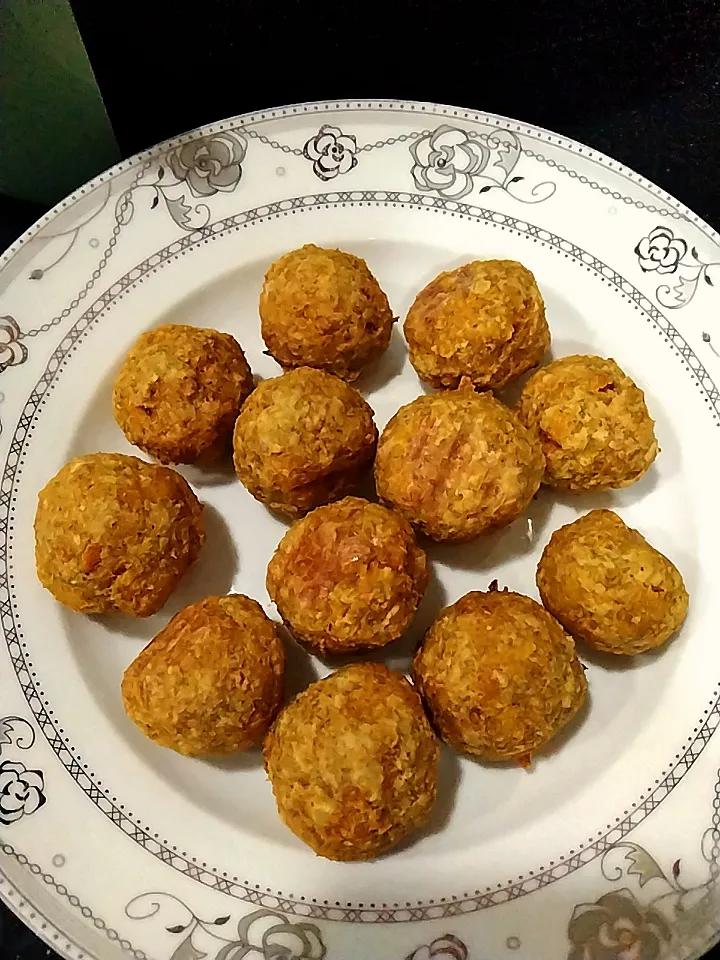 Snapdishの料理写真:Air fried carrot ball|HilaryLohさん