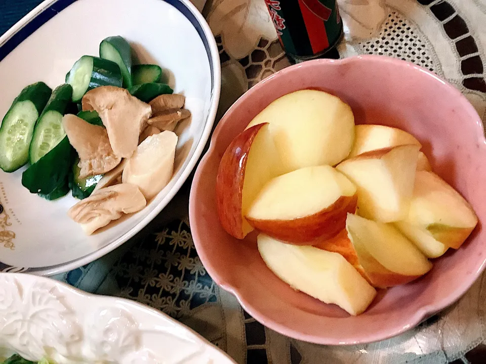 これはヤバイ💦りんごの🍎漬物😂|アライさんさん