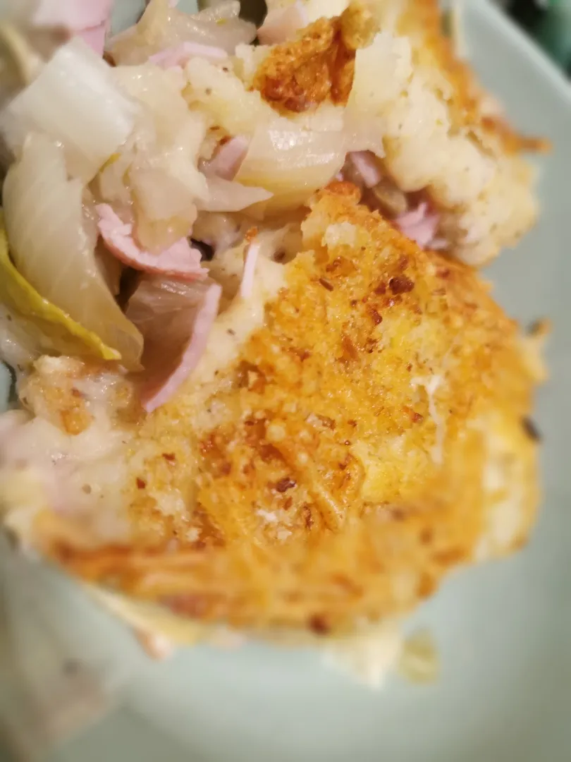 Belgian endive casserole
With ham cheese and mashed potatoes with mustard|Mandiichuuさん