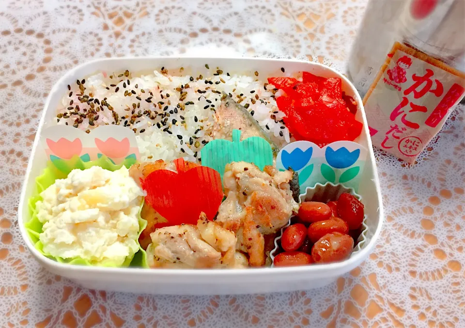 Snapdishの料理写真:娘へのお弁当|🌻ako ·͜·♡peco🌻さん