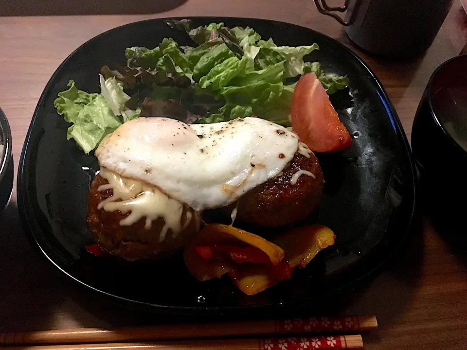 作ってもらった照り焼きハンバーグ☺|にゃふてんさん