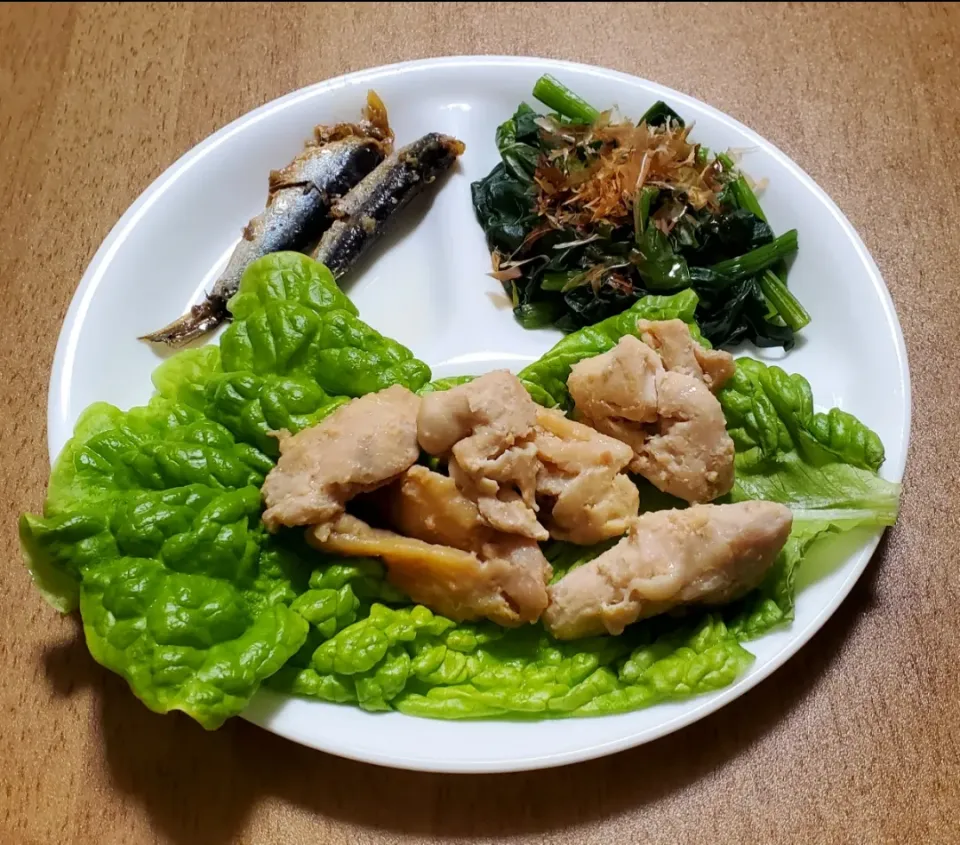 鶏肩小肉の味噌漬け焼きの残り、サンチュ
ほうれん草のお浸し
鰯の生姜煮|ナナさん