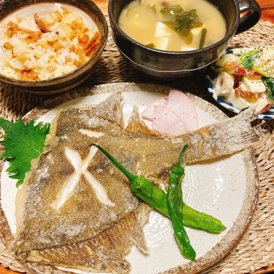 Snapdishの料理写真:⭐️カレイの唐揚げ⭐️|Laniさん