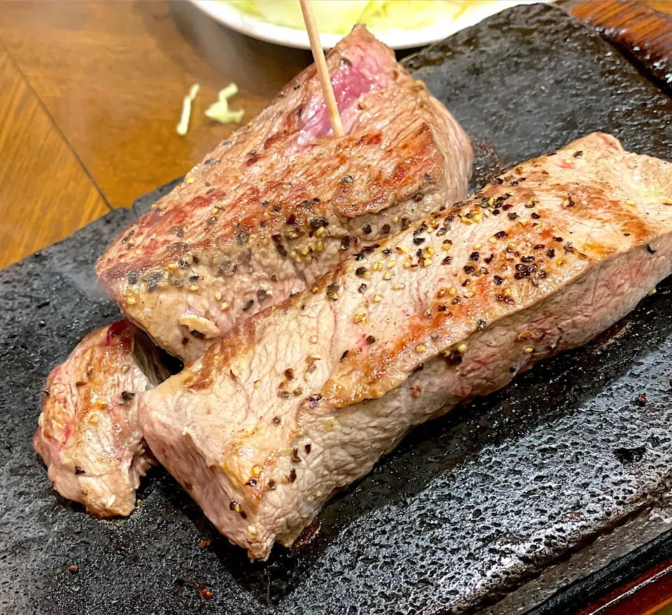 やっぱりステーキ！のミックスステーキランチ。|ひろゆきさん