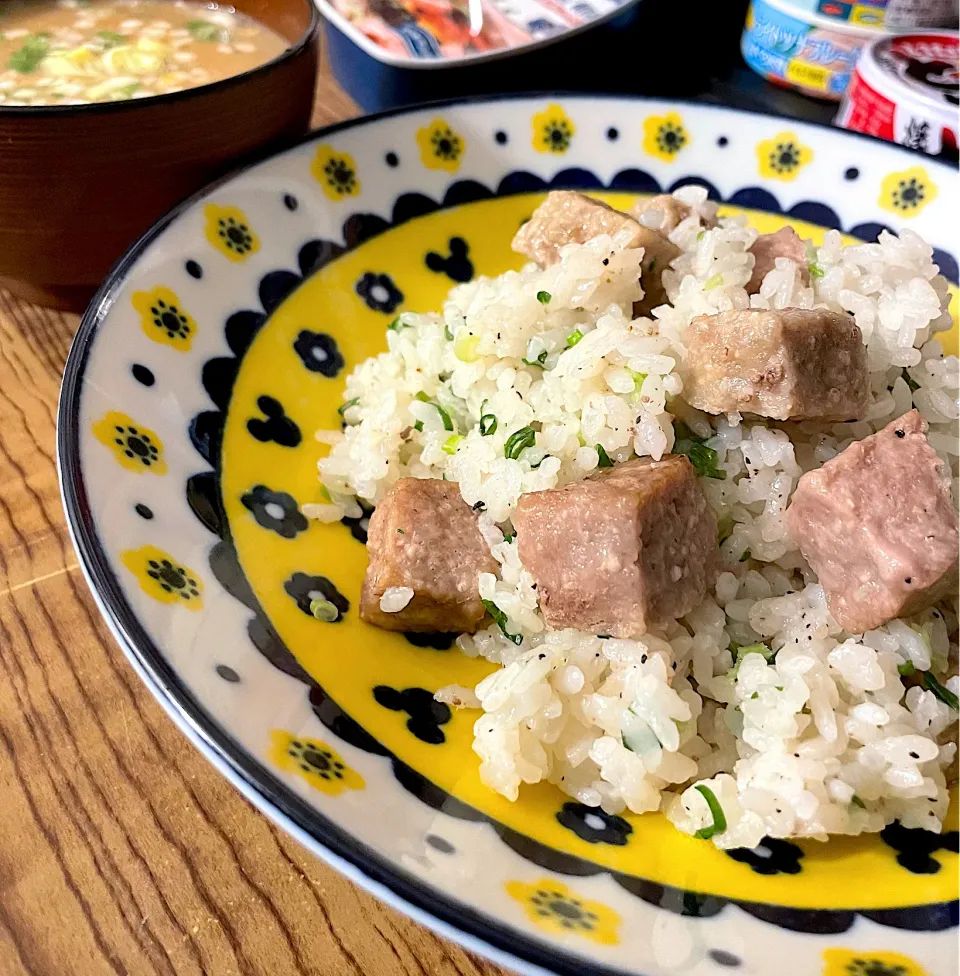 にんにく香るサイコロステーキ飯|ゆきっちん(・8・)さん