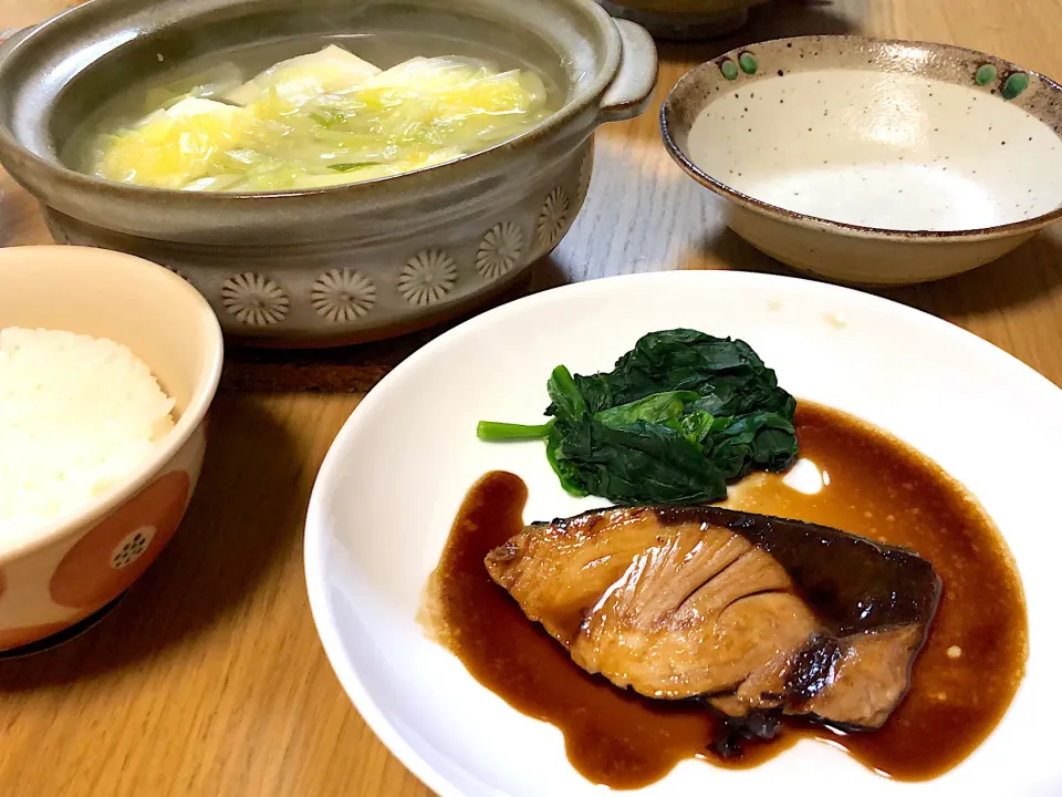 ぶりの照り焼き✨湯豆腐🥬|さおりさん