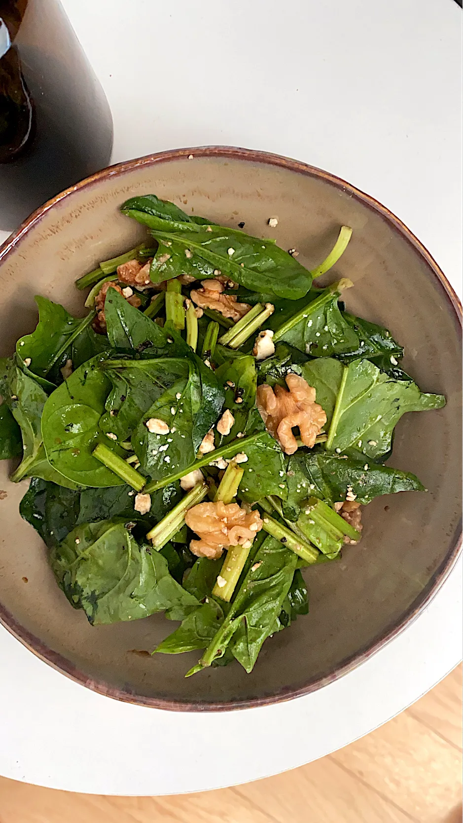 Spinach Walnut Salad|Natchy🦋さん